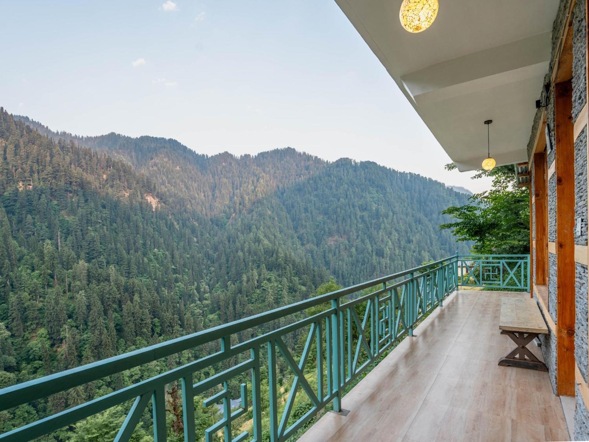 Moustache Shoja, Jibhi Hostel Екстериор снимка